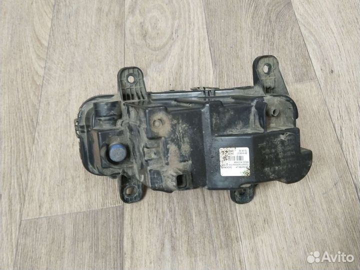 Фара противотуманная левая Gac GS8