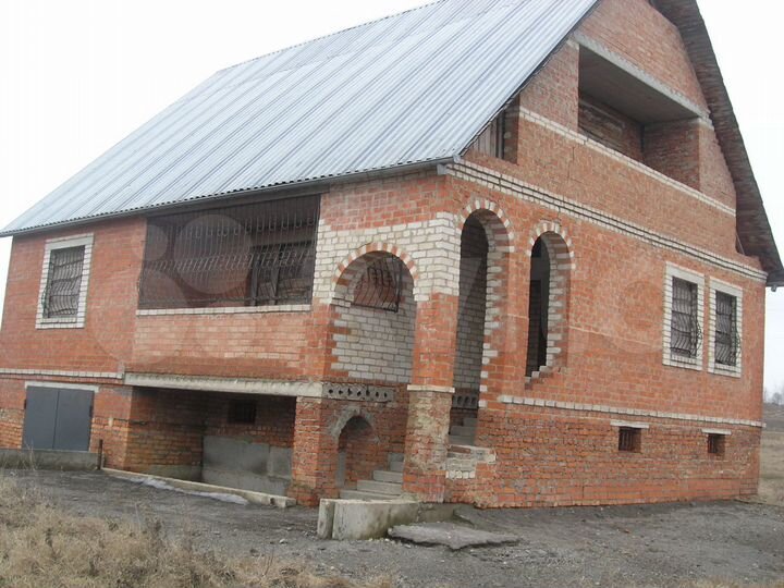 Коттедж 217 м² на участке 19 сот.