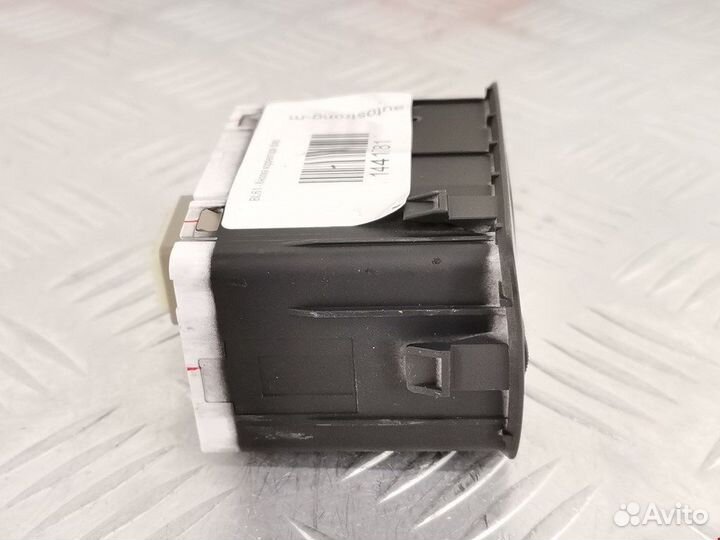 Кнопка для Hyundai-KIA Solaris 2 (RC)