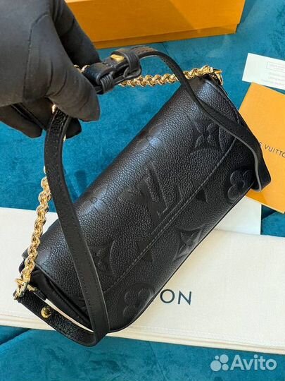 Кошелек Louis Vuitton