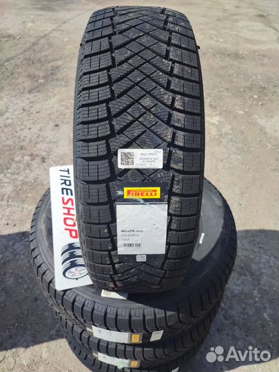 Pirelli Ice Zero FR 225/60 R18 104T
