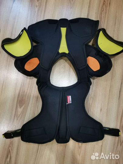 Нагрудник хоккейный JR