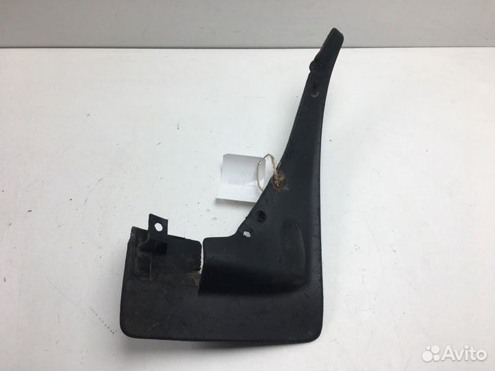 Брызговик задний левый Subaru Leone AA2 EA82 1988