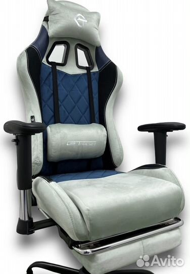 Компьютерное кресло бело-синее ткань