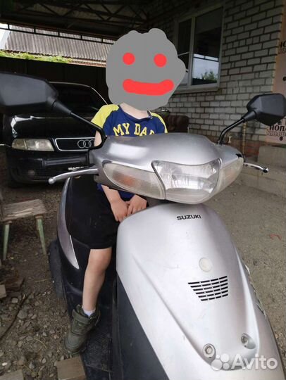 Скутер Сузуки