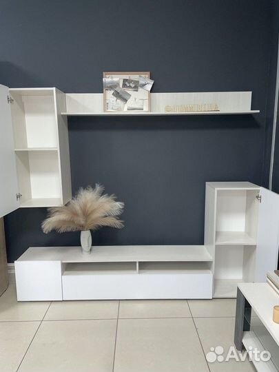 Стенка в гостиную