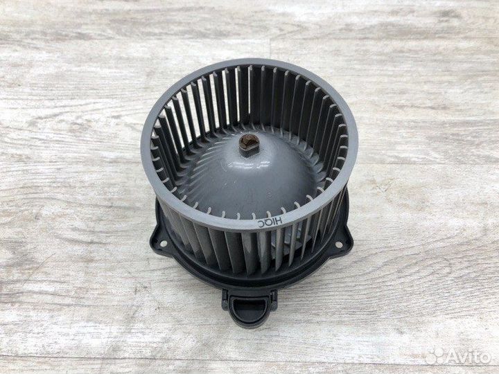 Моторчик печки Hyundai I20 хэтчбек G4FA 2012