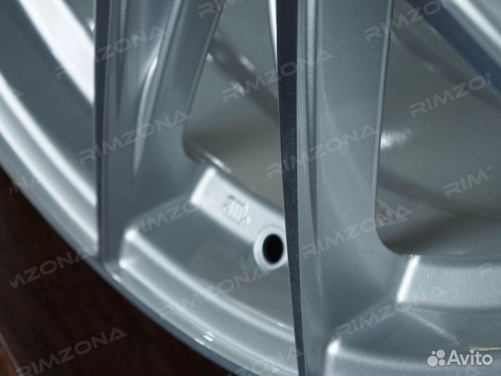 Литые диски R18 на Mitsubishi. Арт1821