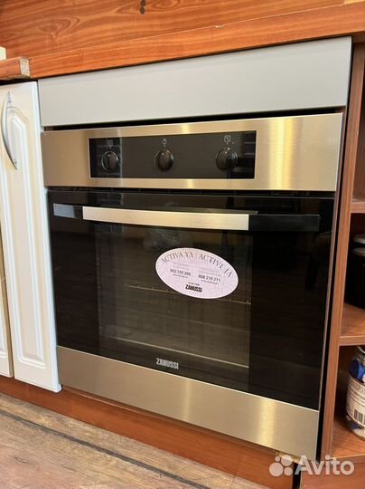 Духовой шкаф Zanussi