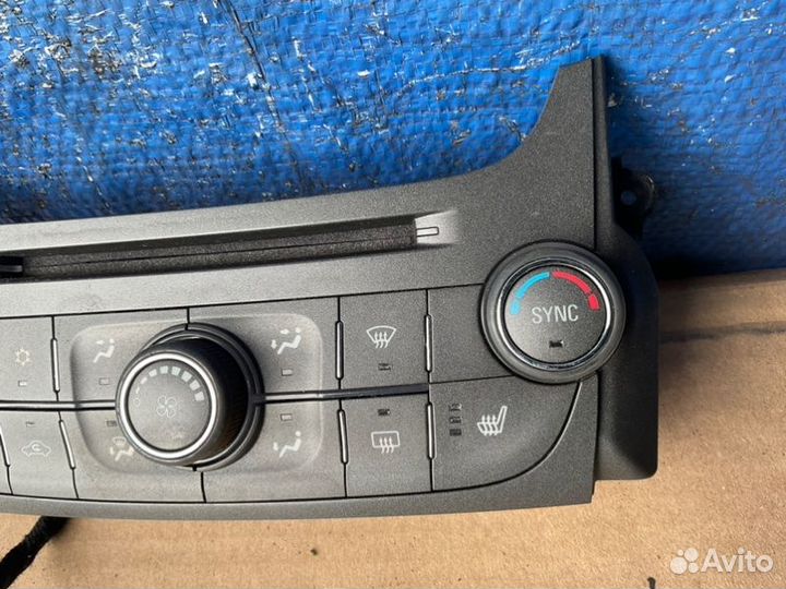 Блок управления климат-контролем Chevrolet Malibu