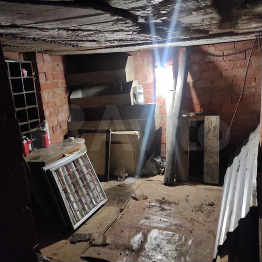 Гараж, > 30 м²