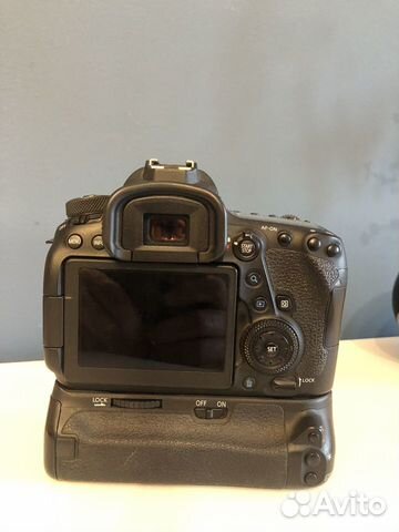 Зеркальный фотоаппарат Canon 6D Mark II объявление продам
