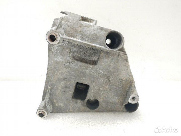 Кронштейн компрессора кондиционера Bmw 3-Series