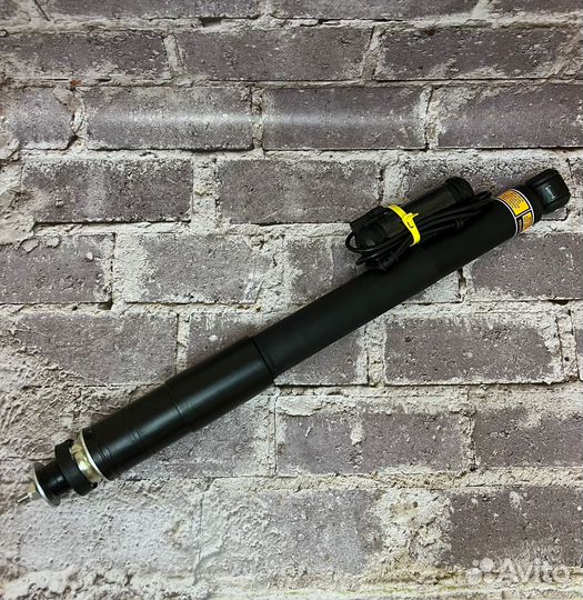 Mercedes амортизатор задний е класс A2113260100