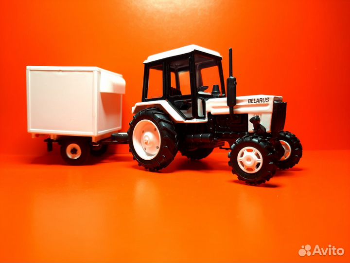 Беларус мтз-82 с прицепом Рефрижератор.игрушка