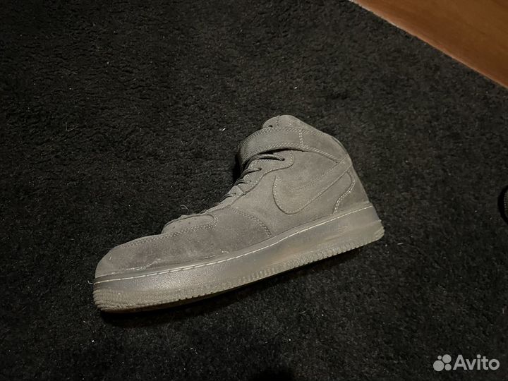 Зимние кроссовки Nike Air Force 1 High с мехом