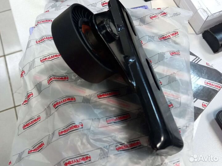 Натяжной ролик renault megane scenic