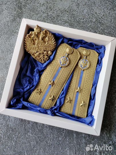 Погоны из шоколада