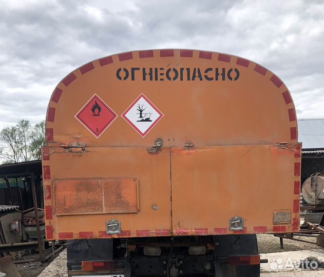 Бочка топливозаправщик 2011,12 м3 с оборудованием