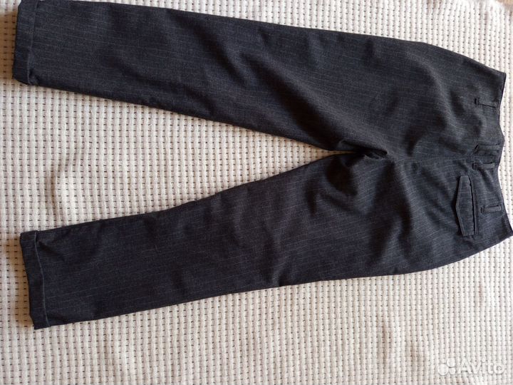 Брючный костюм s