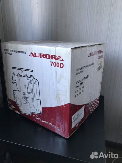 Продаю швейную машинку (оверлок) aurora 700D