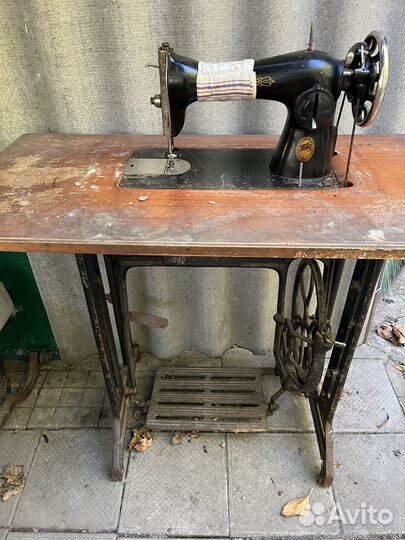 Швейная машинка