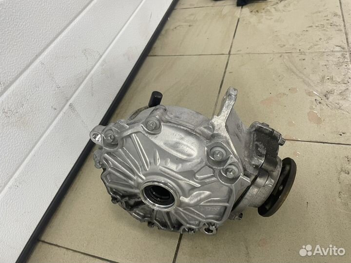 Редуктор передний Mercedes