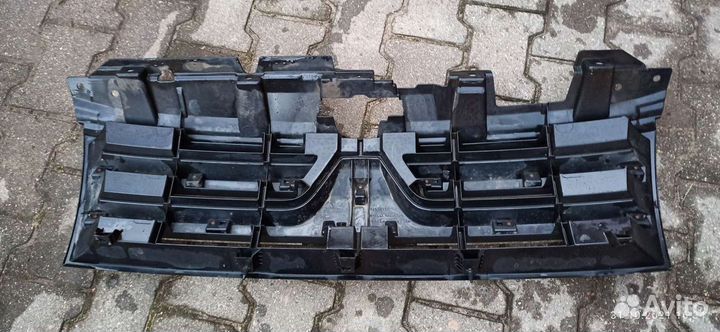 Решетка радиатора Mitsubishi