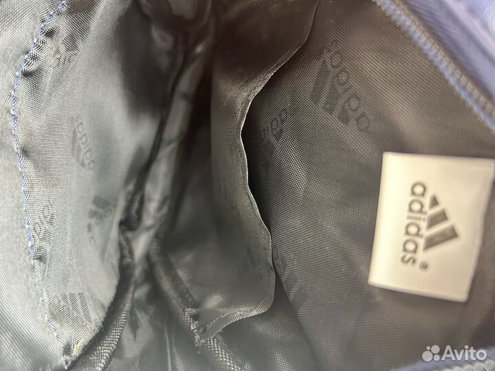 Сумка adidas через плечо. Белый/синий/красный