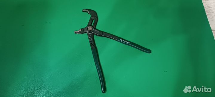 Клещи переставные rockforce с фиксатором