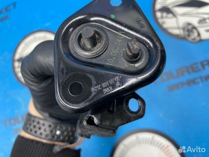 Замок капота правый Mercedes-Benz C-Class WDD205