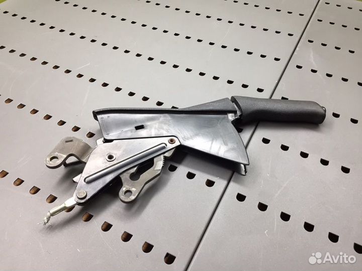 Ручник Mercedes-Benz 190E W201 OM601 2.0D 1992