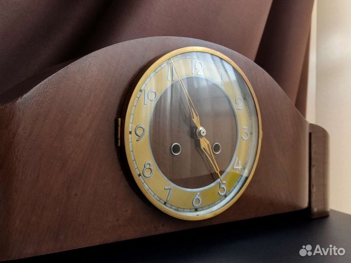 Старинные немецкие каминные часы