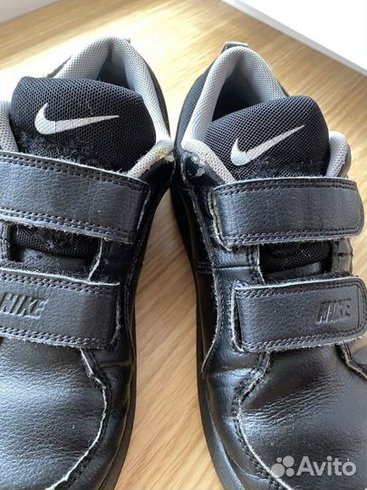 Кроссовки nike р35