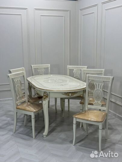 Столы и стулья. в наличии