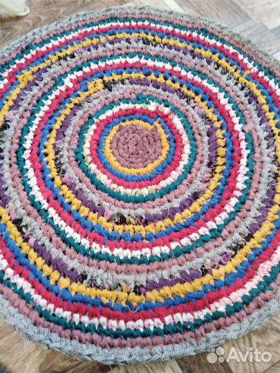 Коврик вязаный крючком