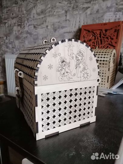 Шкатулка сундучок, ларец