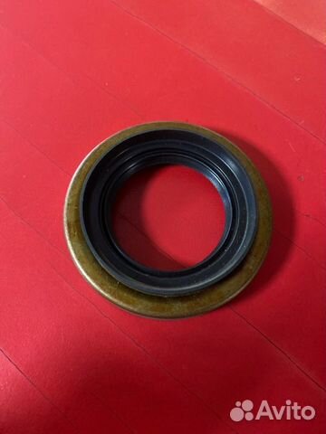 Сальник маслонасоса Isuzu 4ZB1 / 4ZE1 / 4ZC1