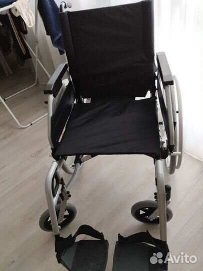 Инвалидная коляска