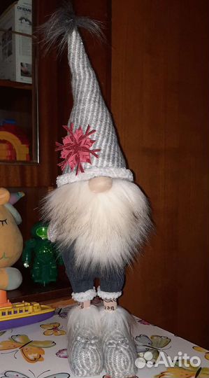 Гном на ножках, ручная работа