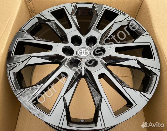 Диски на Тойота Ленд Крузер 300 R22