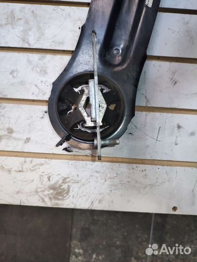 Рычаг задний продольный Volvo XC60