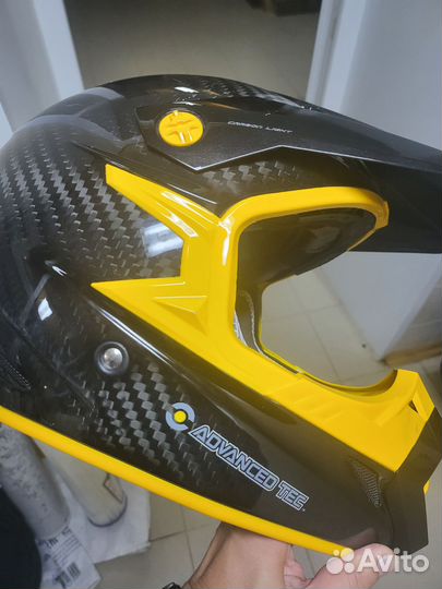 Шлем BRP Ski-Doo XP-R Carbon Light (М) идеал сост