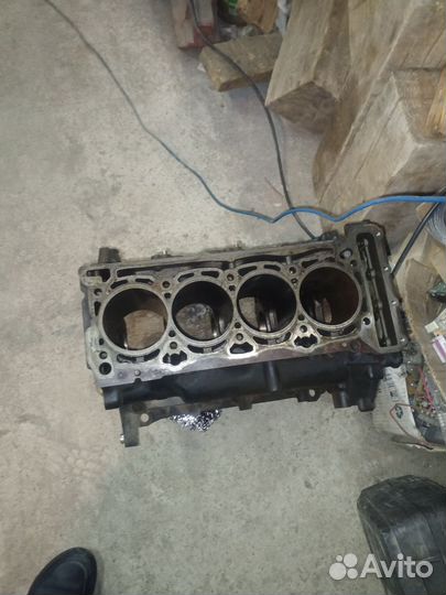 Блок цилиндров vw Tiguan 2.0