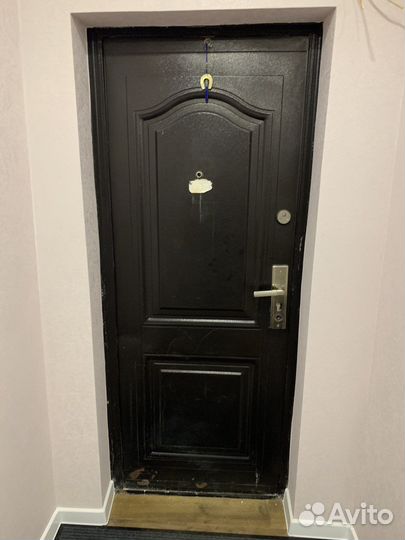 Металлическая дверь бу