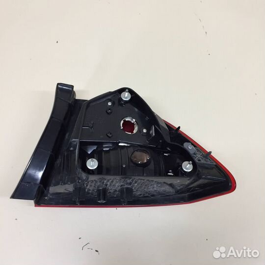 Фонарь задний наружный левый Honda Civic 4D 2006-2