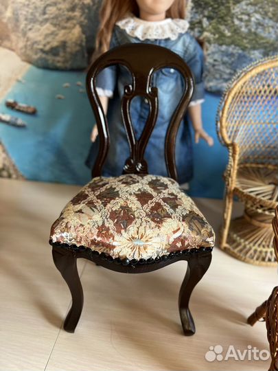 Стулья для кукол