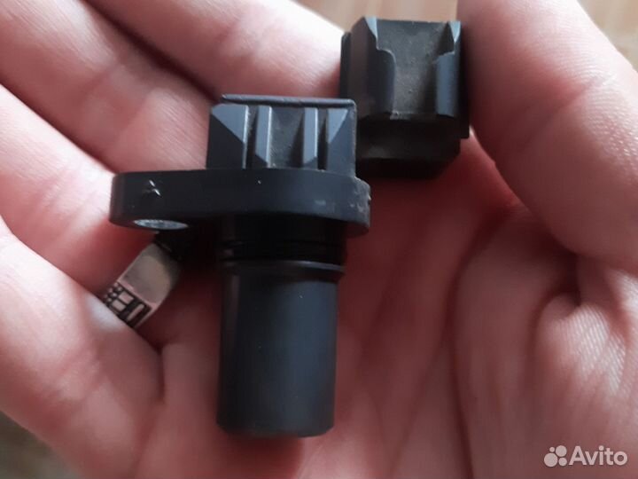 Датчик распредвала лансер 9 1.6