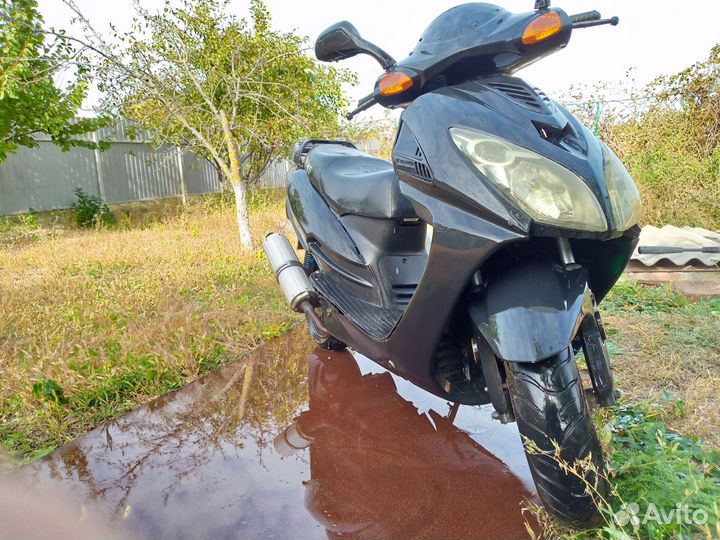 Скутер 150 кубов