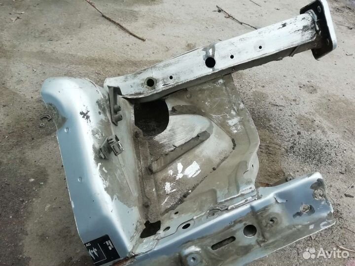 Четверть передняя правая VW Passat B5+2000-2004 го